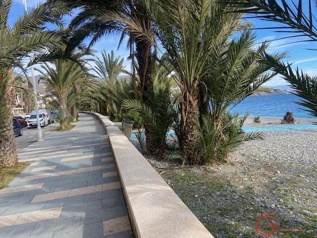4 quarto Comercial para venda em Almunecar - 360 000 € (Ref: 10138872)