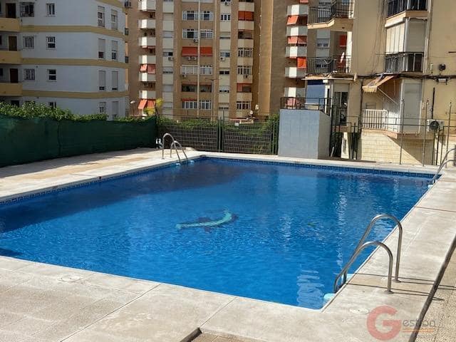 Studio til salg i La Cala del Moral med swimmingpool - € 212.000 (Ref: 10150167)