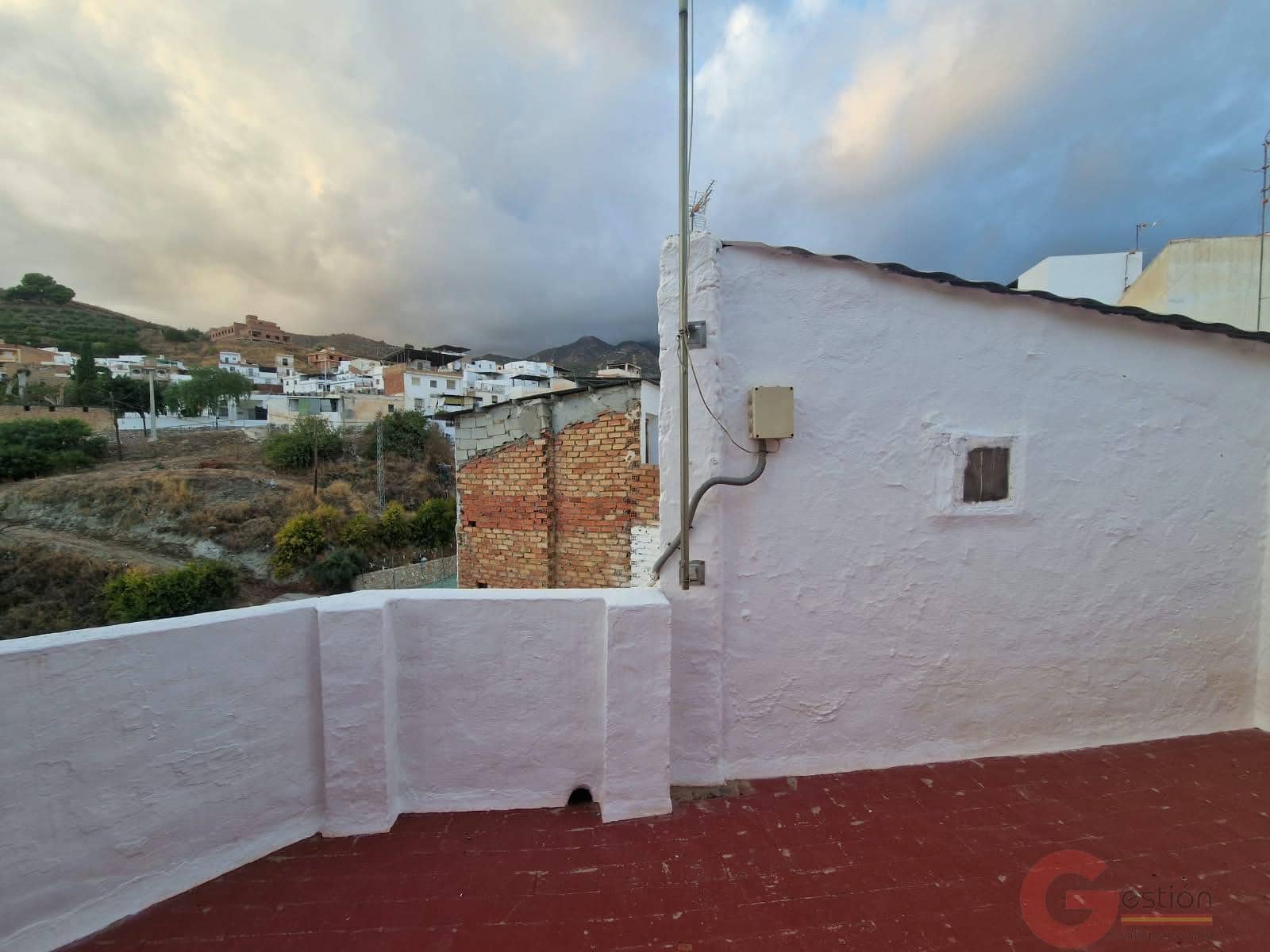 5 soveværelse Villa til salg i Molvizar - € 86.000 (Ref: 10158630)
