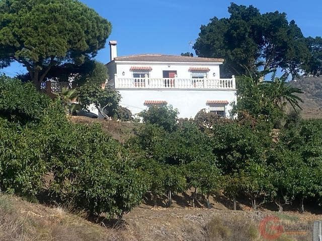 3 sovrum Finca/Hus på landet till salu i Algarrobo med garage - 750 000 € (Ref: 10164971)