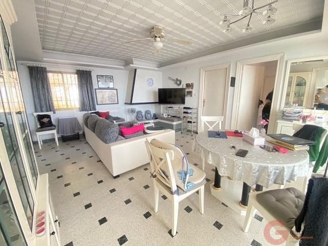 3 soverom Villa til salgs i Almuñécar med garasje - € 456 000 (Ref: 10176086)