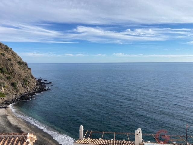 Chalet de 3 habitaciones en Almuñécar en venta con garaje - 456.000 € (Ref: 10176086)