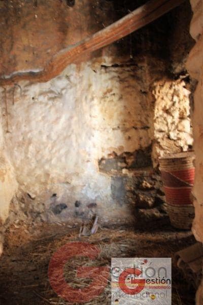 Ruine à vendre à Velez de Benaudalla - 23 000 € (Ref: 4636391)