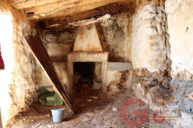 Ruin til salg i Vélez de Benaudalla - € 23.000 (Ref: 4636391)