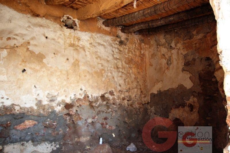 Ruine à vendre à Velez de Benaudalla - 23 000 € (Ref: 4636391)