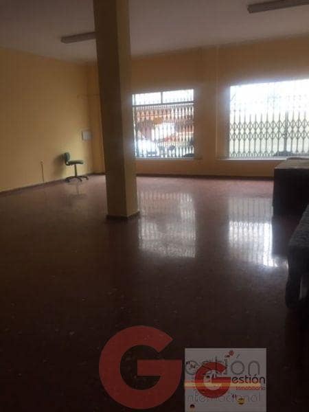 Erhverv til salg i Otivar med garage - € 1.575.000 (Ref: 4649181)