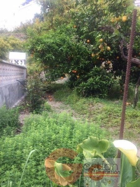 Erhverv til salg i Otivar med garage - € 1.575.000 (Ref: 4649181)