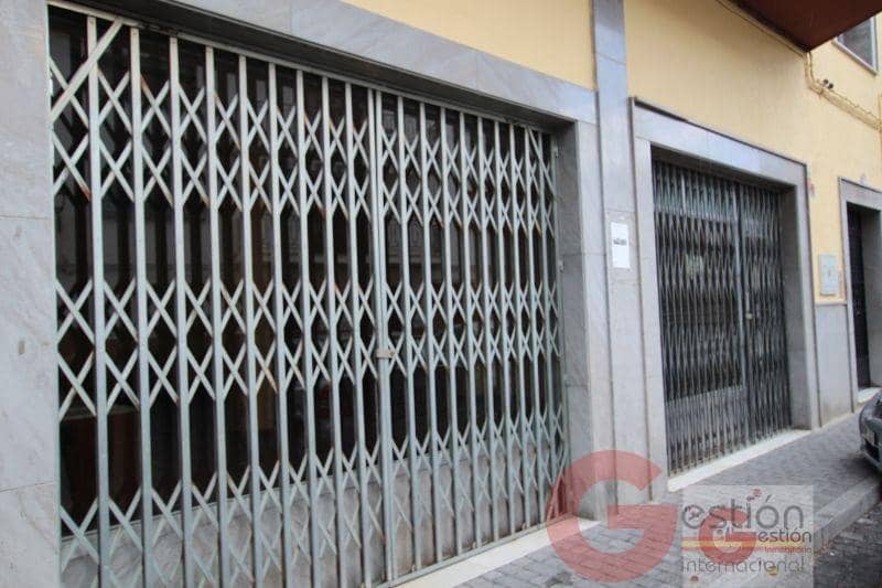 Erhverv til salg i Otivar med garage - € 1.575.000 (Ref: 4649181)