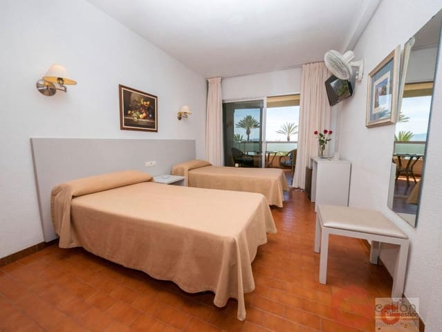 29 bedroom Hotel for sale in Almuñécar - € 2,500,000 (Ref: 5942019)