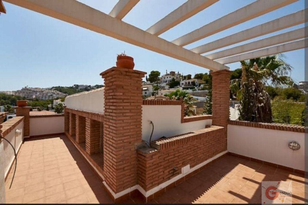 3 bedroom Villa for sale in Almunecar with pool garage - € 689,000 (Ref: 6009652)