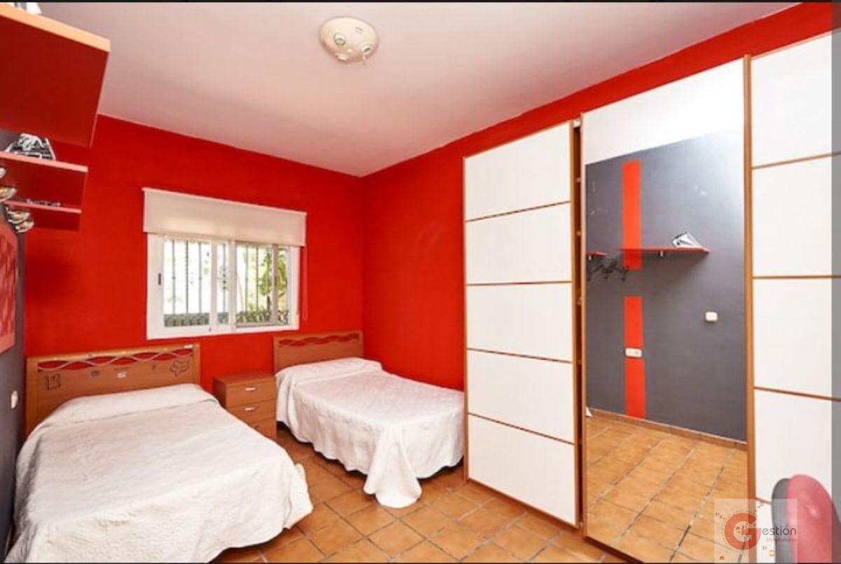 3 bedroom Villa for sale in Almunecar with pool garage - € 689,000 (Ref: 6009652)