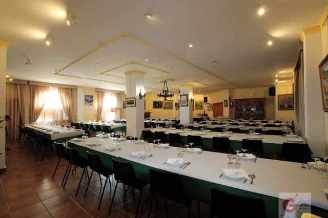 32 sovrum Hotell till salu i Pórtugos med garage - 1 550 000 € (Ref: 6369952)