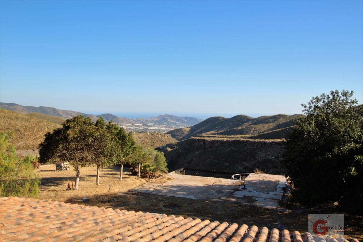 4 soveværelse Finca/Landehus til salg i Velez de Benaudalla - € 360.000 (Ref: 6442758)