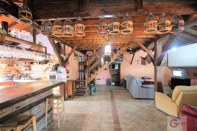 4 makuuhuone Maalaistalo myytävänä paikassa Vélez de Benaudalla - 360 000 € (Ref: 6442758)