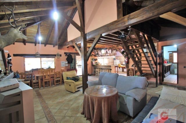 4 makuuhuone Maalaistalo myytävänä paikassa Vélez de Benaudalla - 360 000 € (Ref: 6442758)