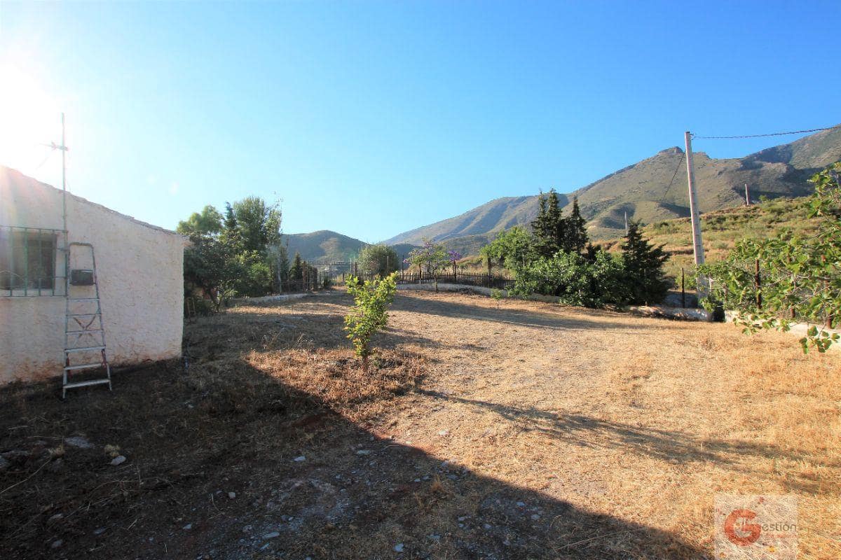 4 soveværelse Finca/Landehus til salg i Velez de Benaudalla - € 360.000 (Ref: 6442758)