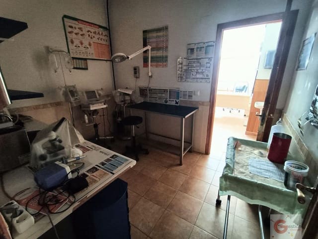 5 soverom Kommersiell til salgs i Salobreña - € 80 000 (Ref: 6536126)