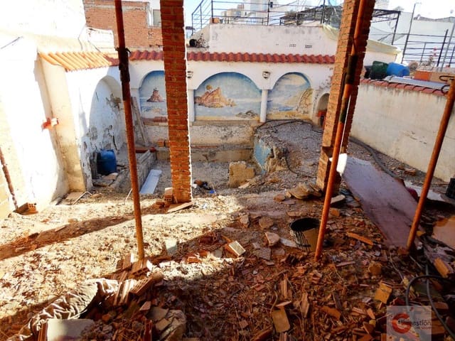 3 soveværelse Villa til salg i Motril - € 117.000 (Ref: 6601746)