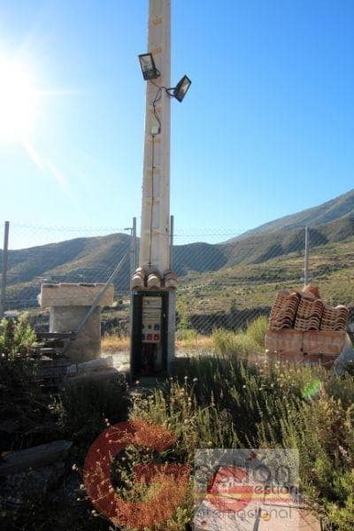 1 soveværelse Finca/Landehus til salg i Velez de Benaudalla - € 106.000 (Ref: 6754599)