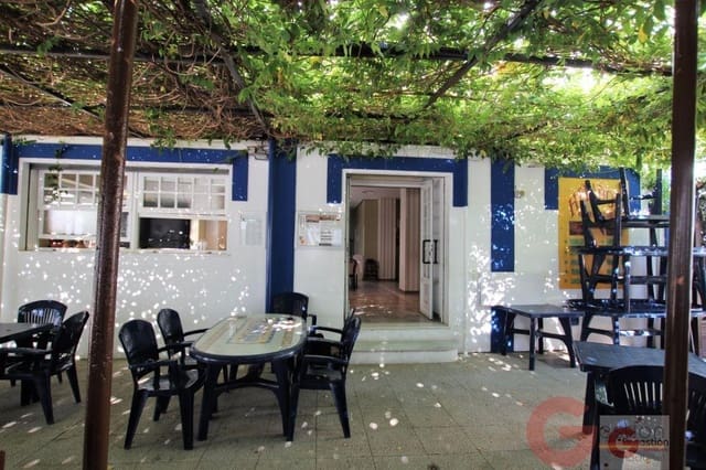 5 bedroom Commercial for sale in Salobreña - € 315,000 (Ref: 6754602)