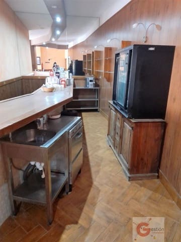 4 bedroom Commercial for sale in Motril - € 106,000 (Ref: 6754616)