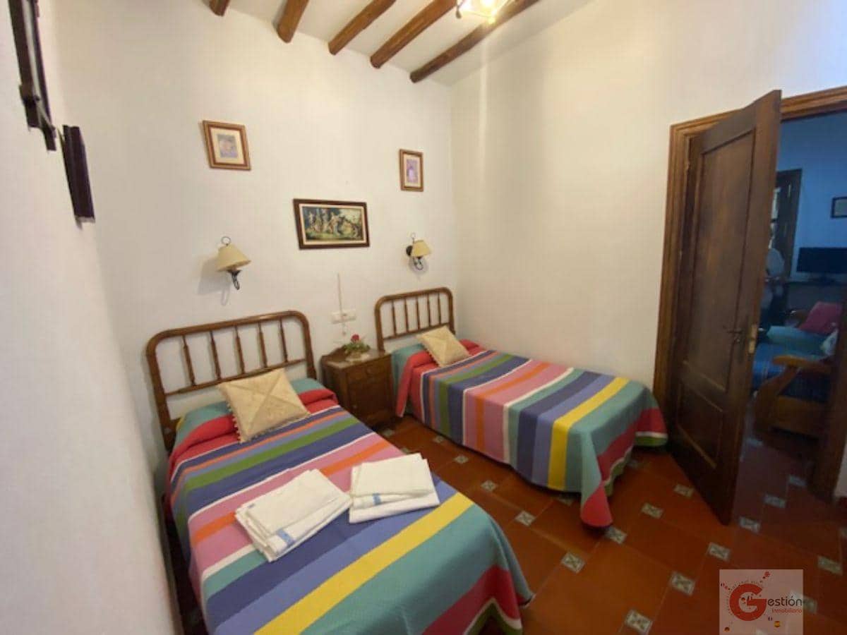 4 soveværelse Finca/Landehus til salg i Lanjaron med swimmingpool - € 695.000 (Ref: 6889904)