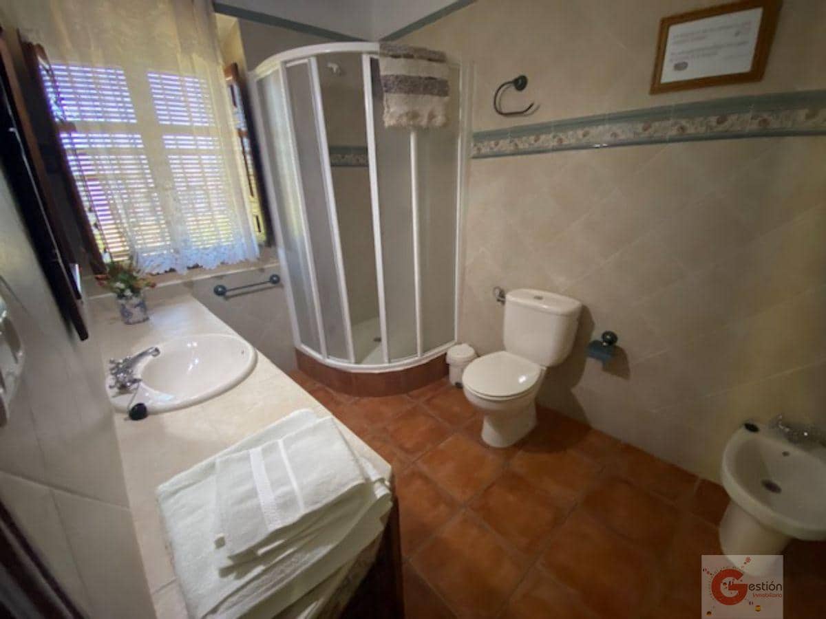 4 soveværelse Finca/Landehus til salg i Lanjaron med swimmingpool - € 695.000 (Ref: 6889904)