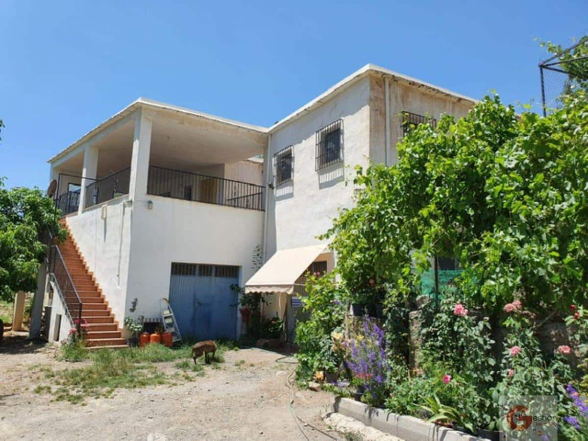 4 soveværelse Finca/Landehus til salg i Busquistar med swimmingpool - € 560.000 (Ref: 6999376)