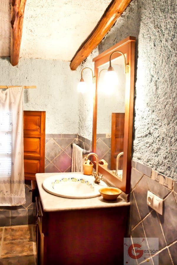 3 sovrum Villa till salu i Orgiva med pool - 450 000 € (Ref: 7021064)