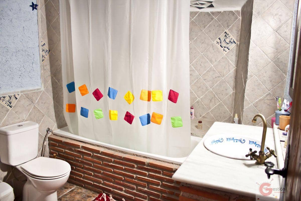 3 sovrum Villa till salu i Orgiva med pool - 450 000 € (Ref: 7021064)