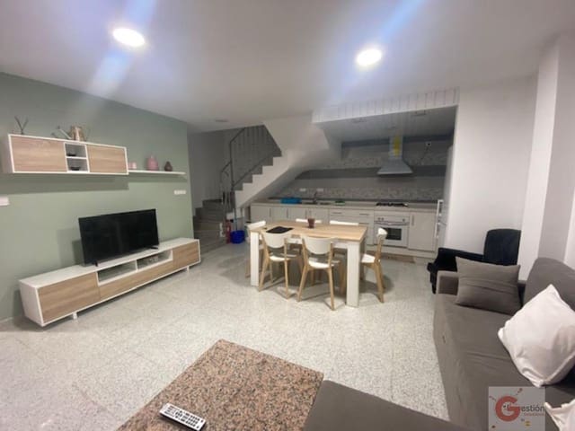 4 bedroom Villa for sale in La Mamola, Polopos - € 255,000 (Ref: 7021075)