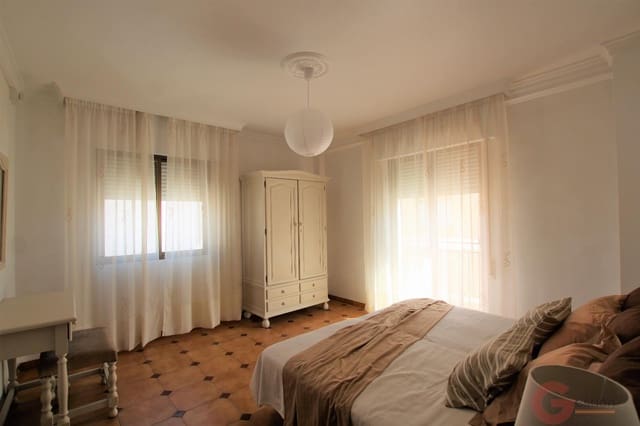 14 soverom Hotell til salgs i Salobreña - € 450 000 (Ref: 7035034)