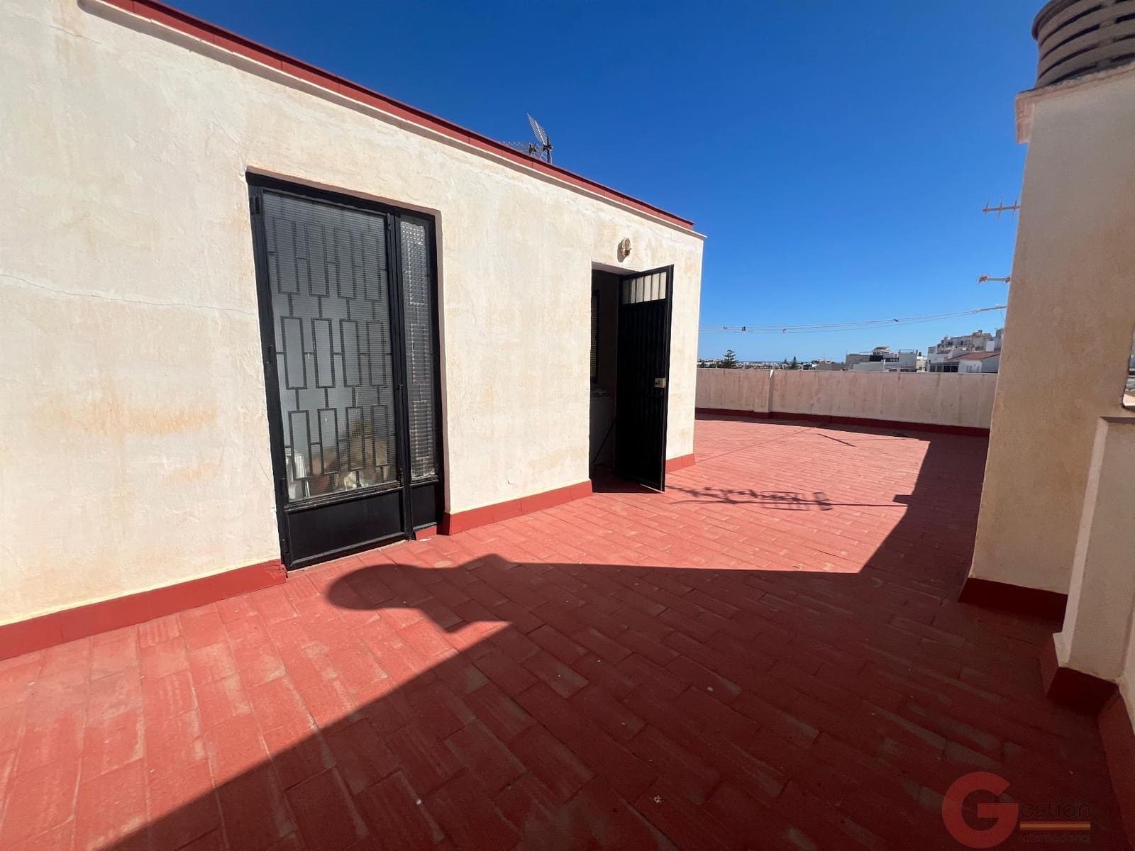 14 soverom Hotell til salgs i Salobrena - € 450 000 (Ref: 7035034)