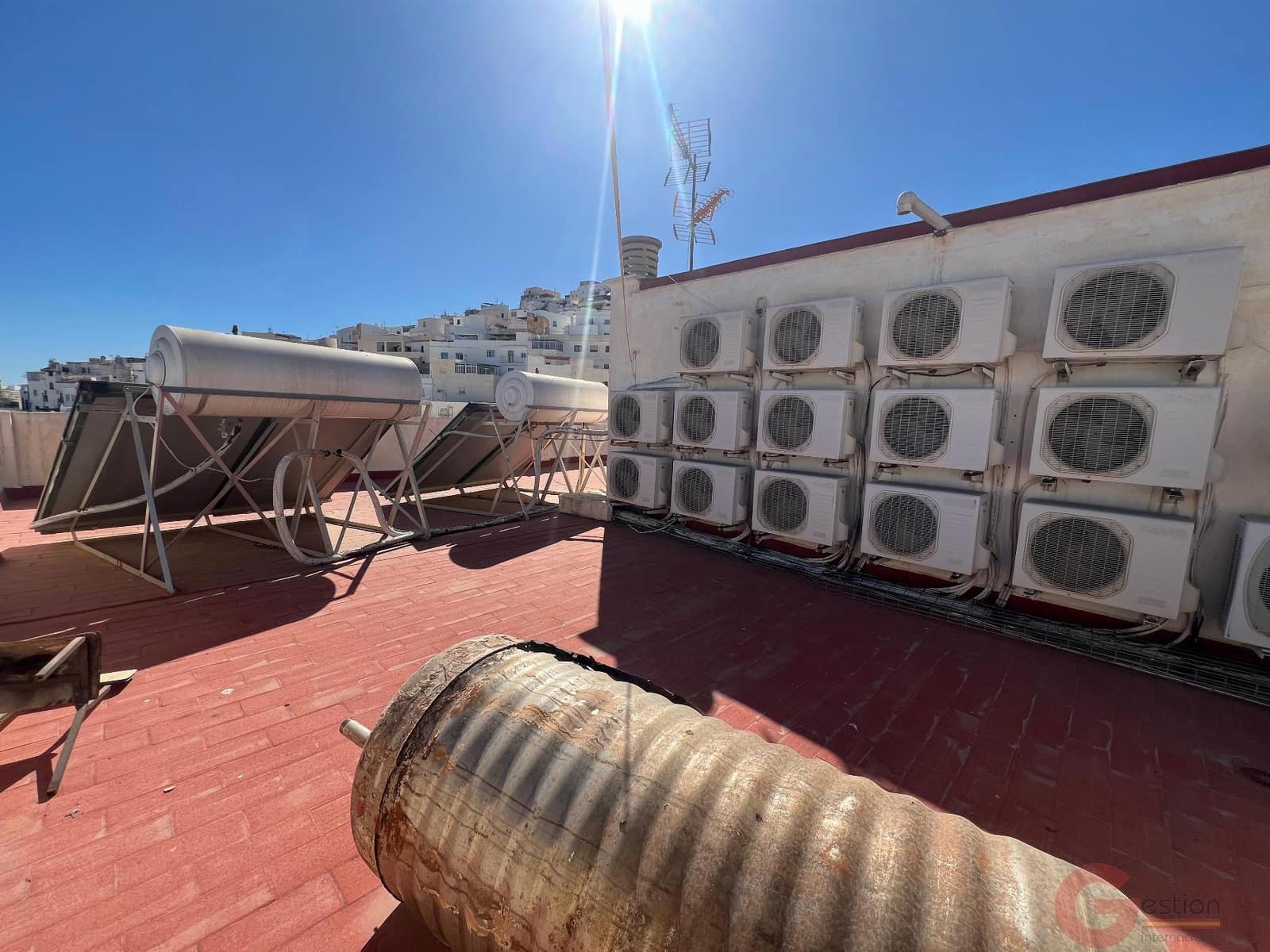 14 soverom Hotell til salgs i Salobrena - € 450 000 (Ref: 7035034)