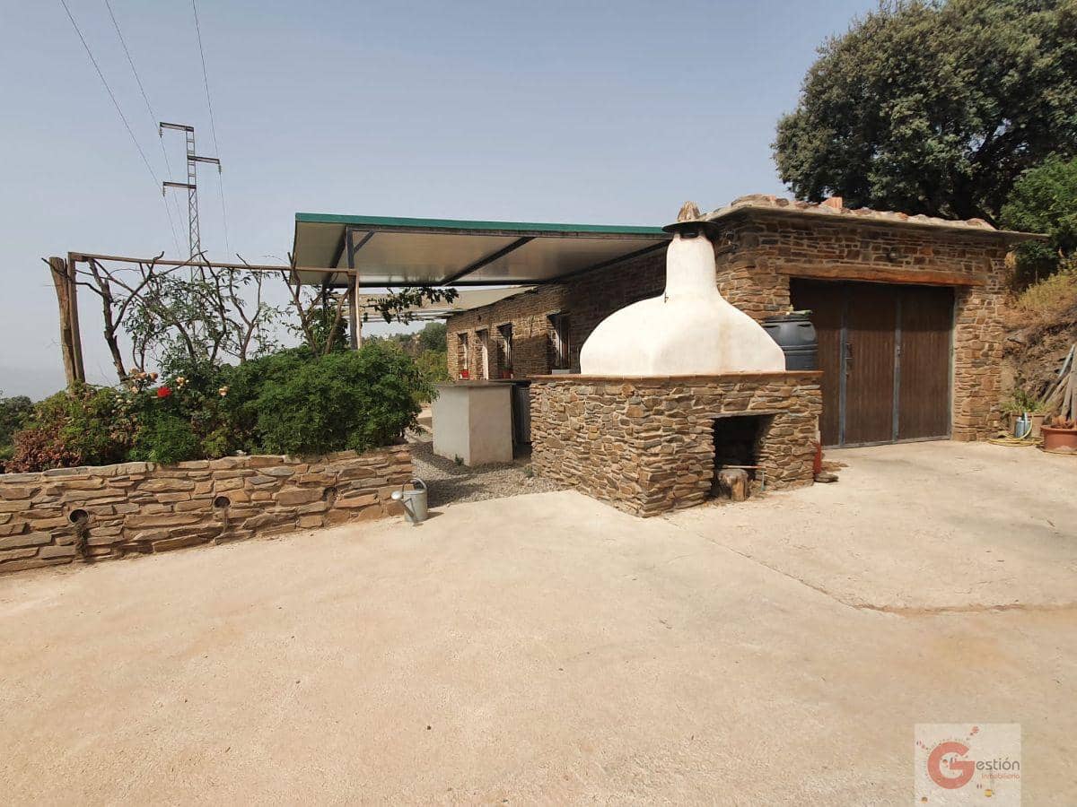 4 soveværelse Finca/Landehus til salg i Portugos med swimmingpool garage - € 610.000 (Ref: 7108972)