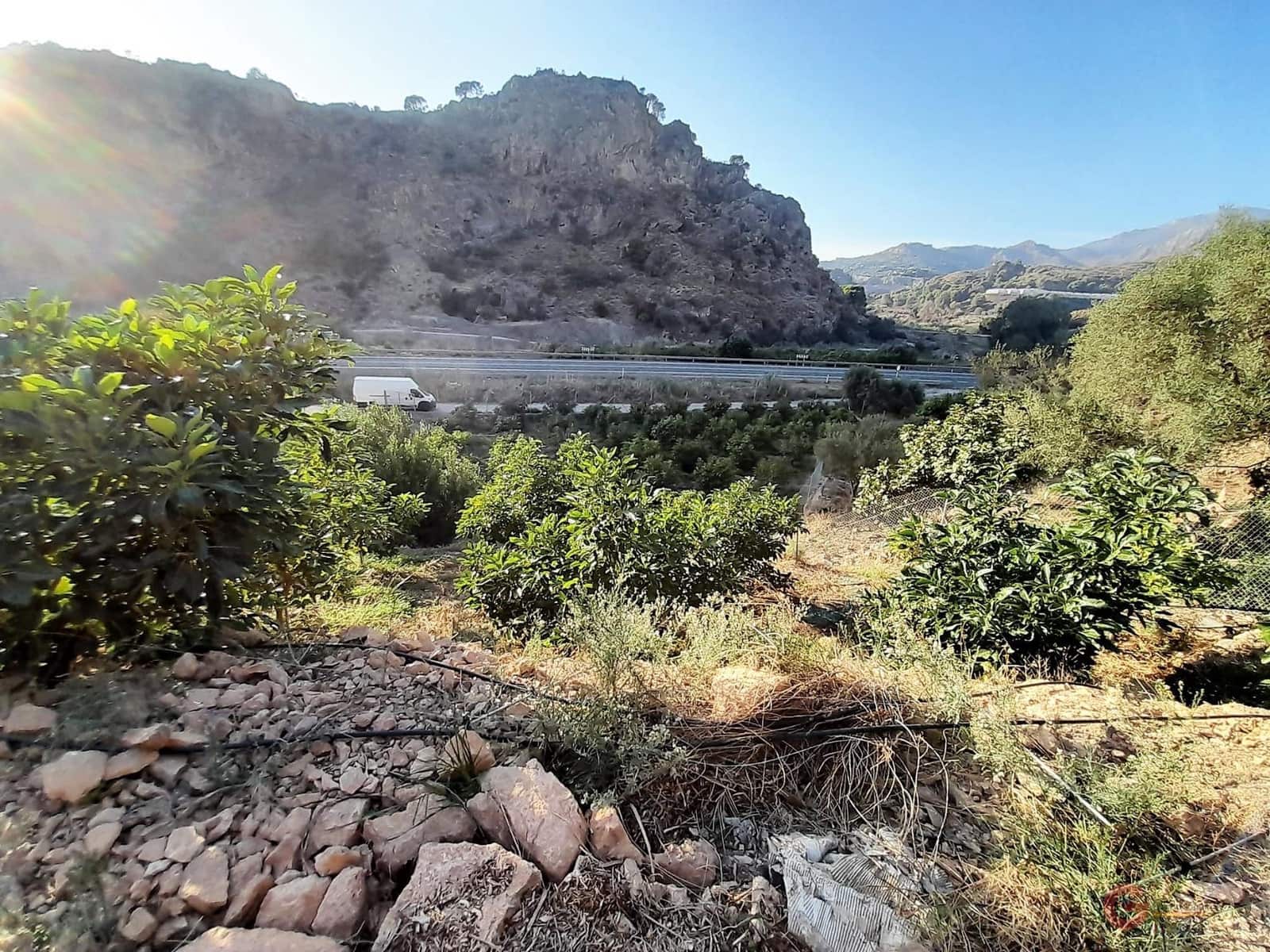 Ubebygd land til salgs i Velez de Benaudalla - € 371 900 (Ref: 7220429)