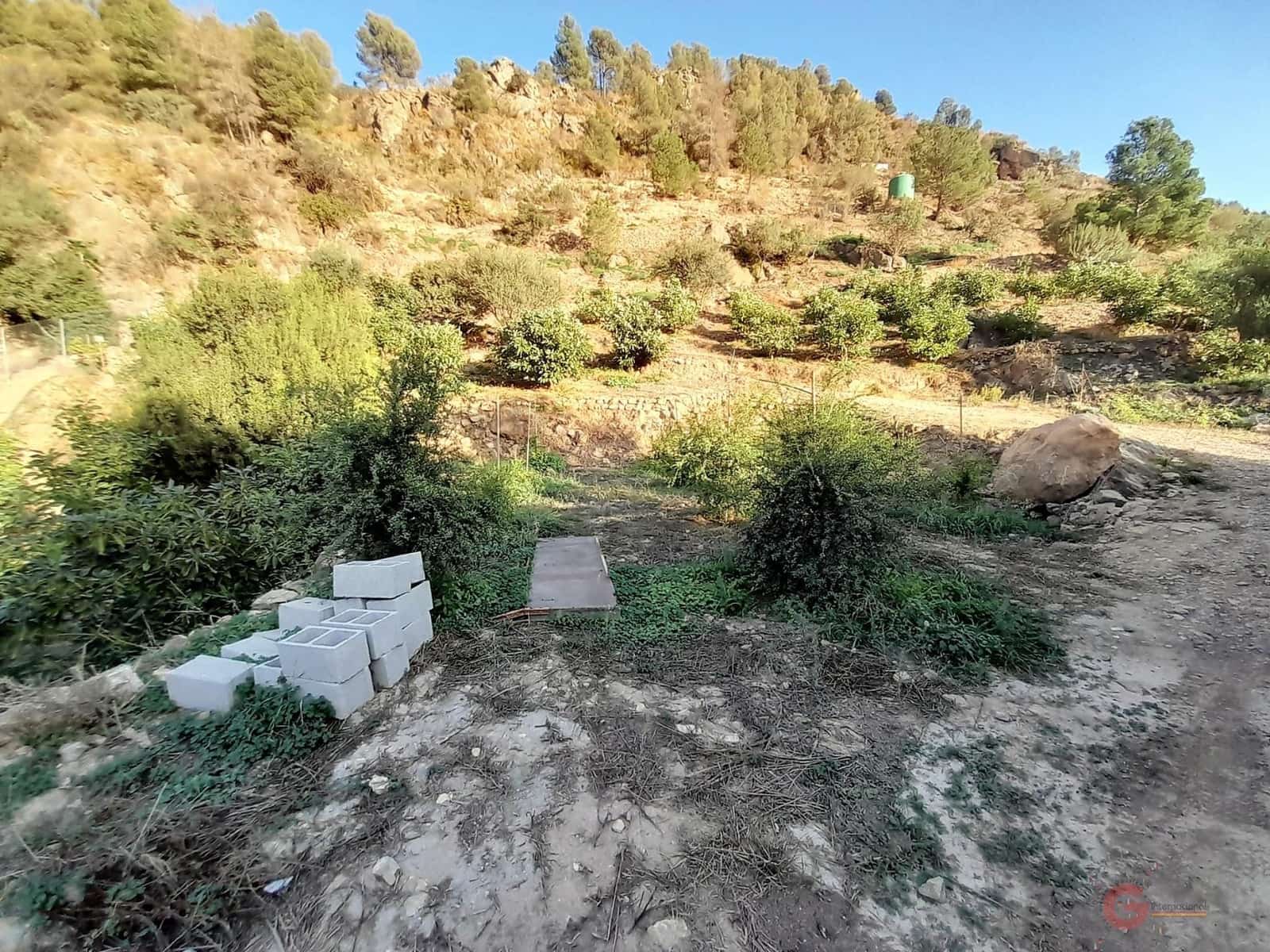 Ubebygd land til salgs i Velez de Benaudalla - € 371 900 (Ref: 7220429)