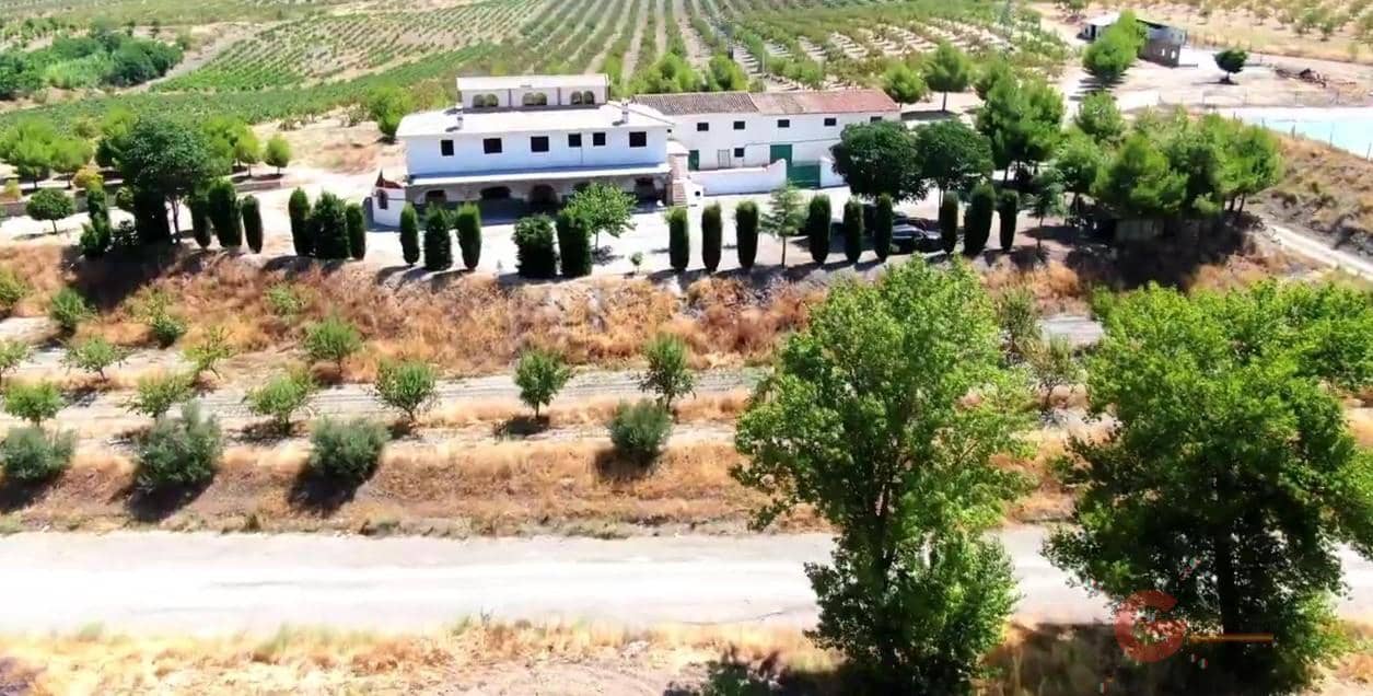 6 soveværelse Villa til salg i Gor med garage - € 975.000 (Ref: 7235097)