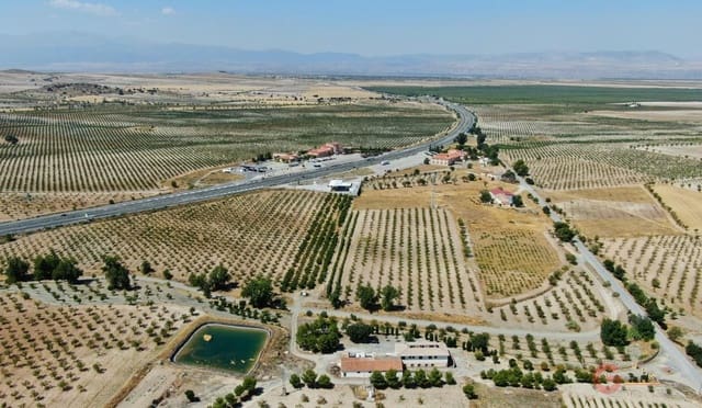 6 soveværelse Villa til salg i Gor med garage - € 975.000 (Ref: 7235097)