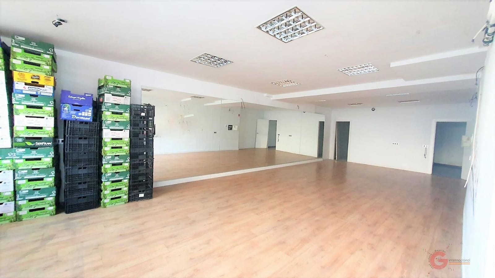 2 soveværelse Erhverv til salg i Velez de Benaudalla - € 61.000 (Ref: 7307555)