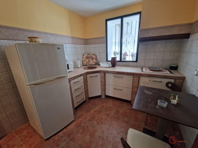 5 soverom Villa til salgs i Itrabo med garasje - € 148 000 (Ref: 7398936)