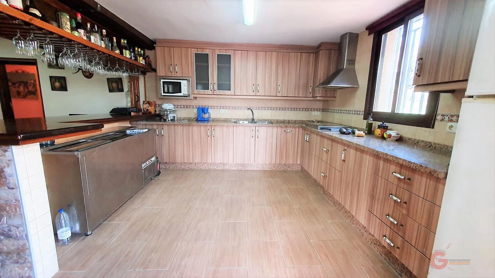 7 sypialnia Finka/Dom wiejski na sprzedaż w Motril z basenem - 675 000 € (Ref: 7423966)