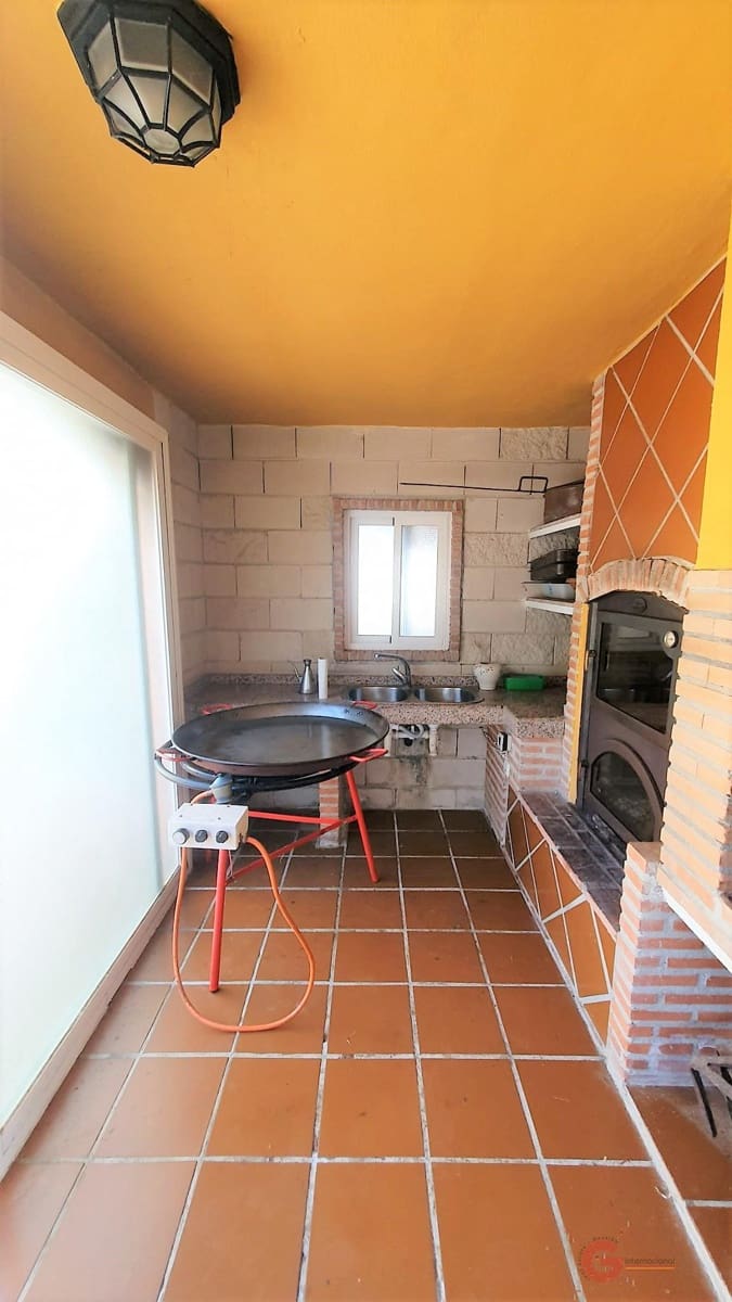 7 sypialnia Finka/Dom wiejski na sprzedaż w Motril z basenem - 675 000 € (Ref: 7423966)