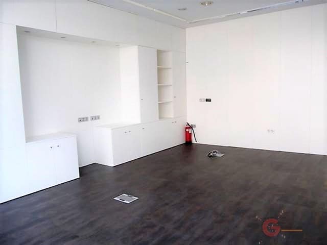 2 soverom Kommersiell til salgs i Salobreña - € 117 000 (Ref: 7509045)