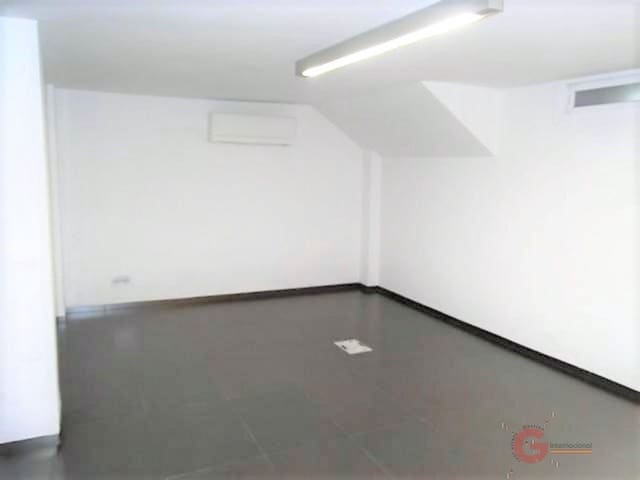 2 soverom Kommersiell til salgs i Salobreña - € 117 000 (Ref: 7509045)