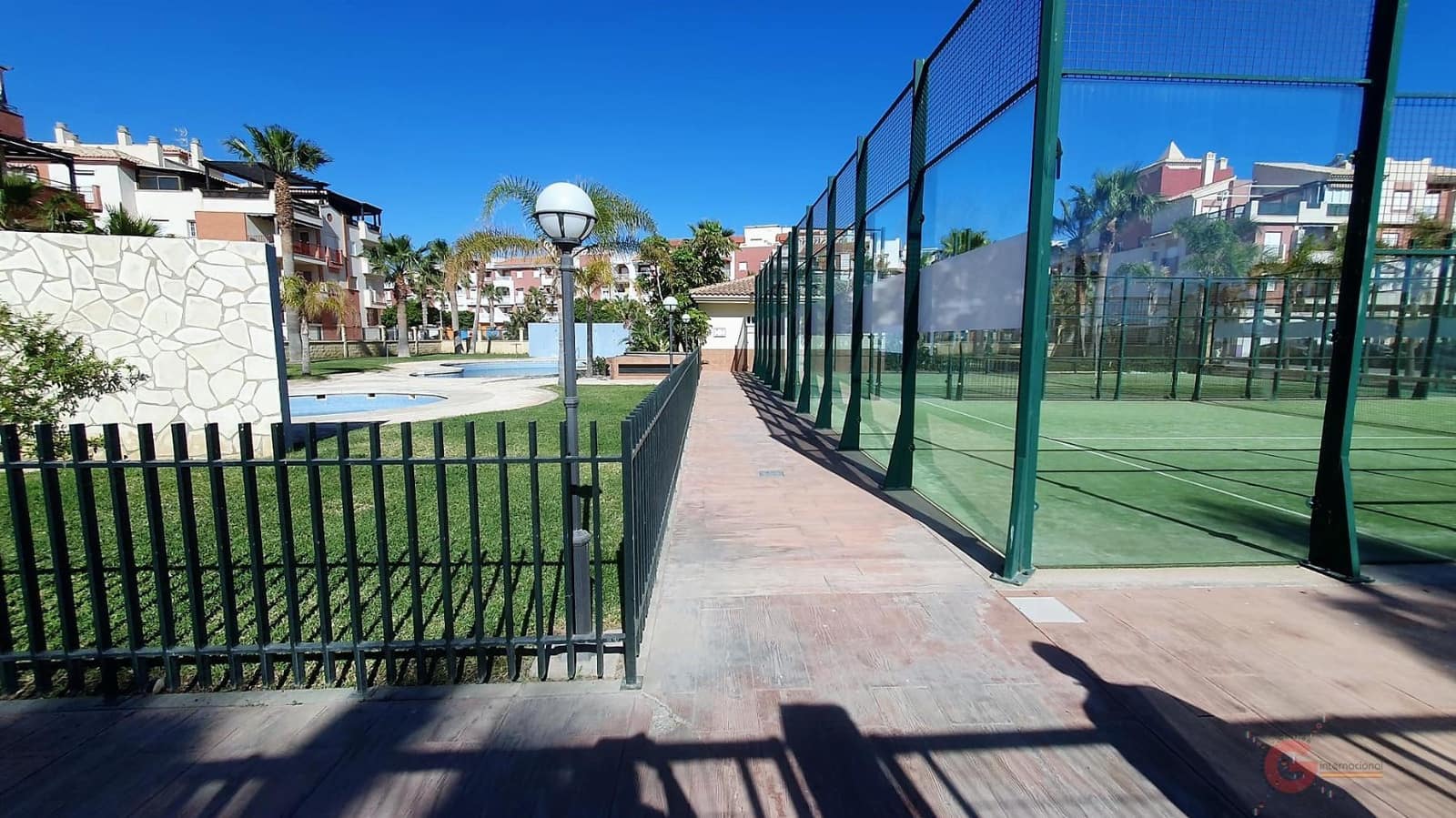 3 sypialnia Penthouse na sprzedaż w Calahonda z basenem garażem - 355 900 € (Ref: 7537139)