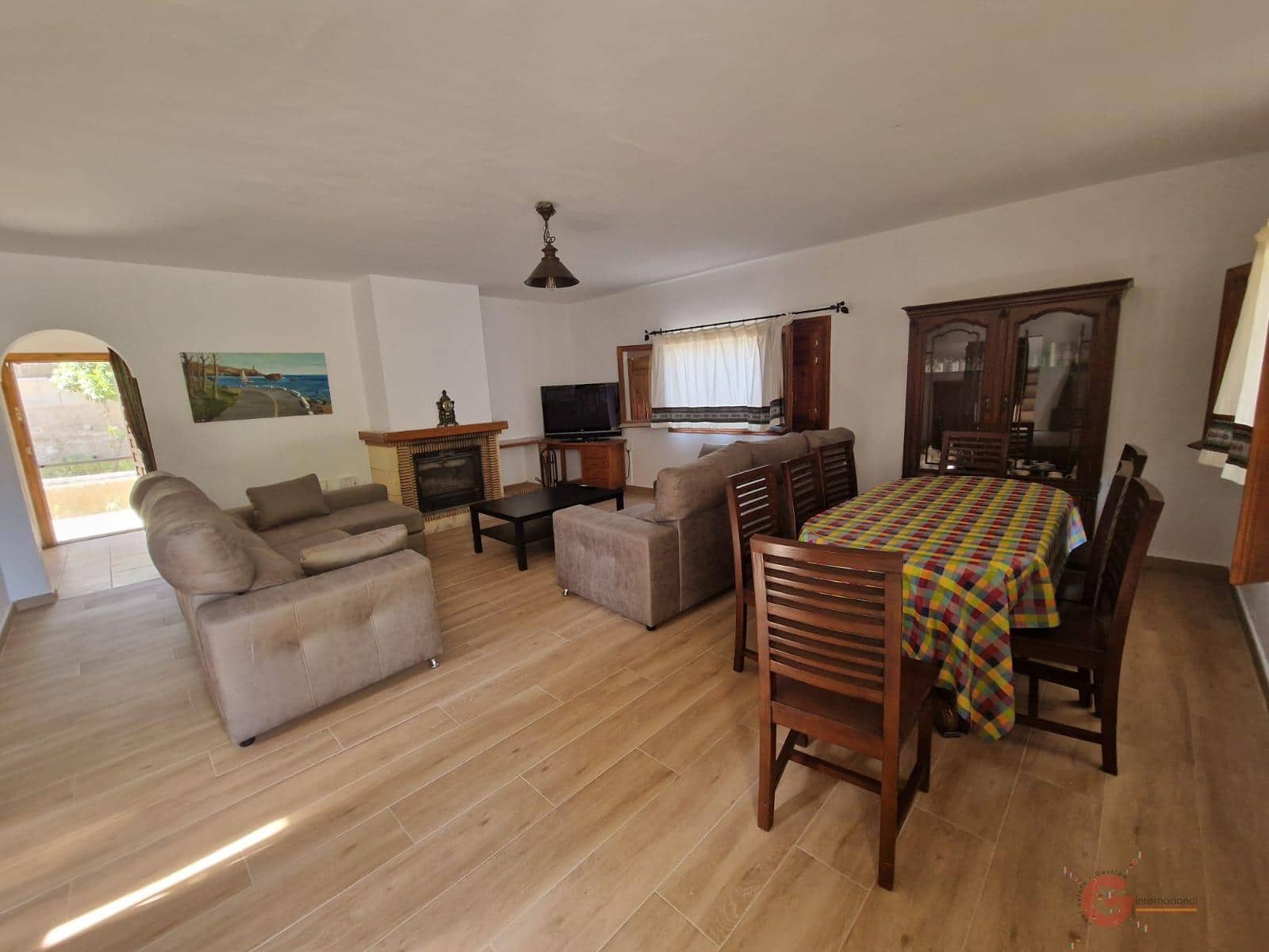 5 bedroom Villa for sale in Orgiva with pool garage - € 350,000 (Ref: 7568289)