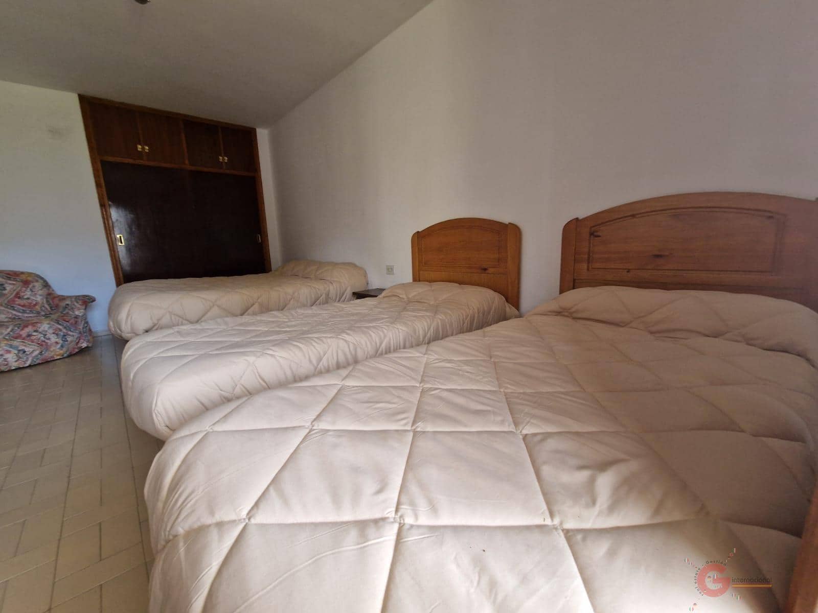 5 bedroom Villa for sale in Orgiva with pool garage - € 350,000 (Ref: 7568289)