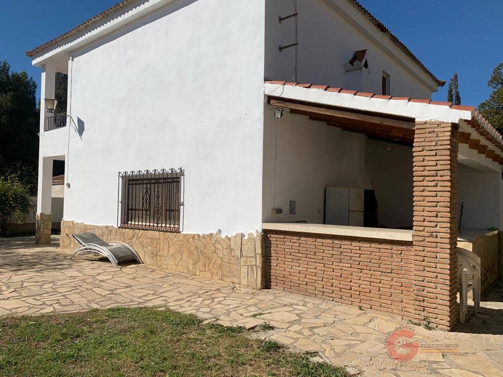 5 bedroom Villa for sale in Orgiva with pool garage - € 350,000 (Ref: 7568289)