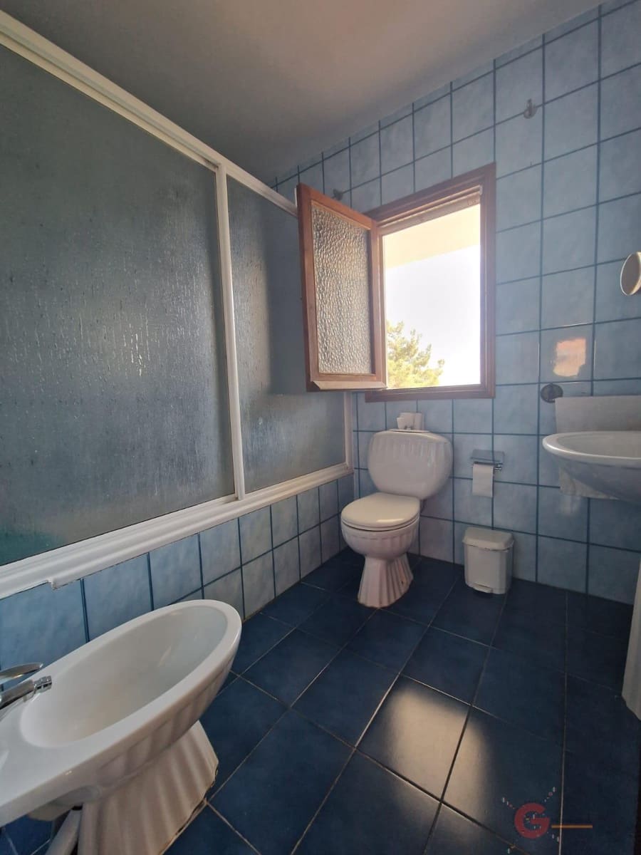 5 bedroom Villa for sale in Orgiva with pool garage - € 350,000 (Ref: 7568289)